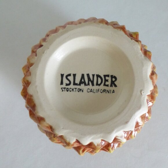 NEW ISLANDER STOCKTON CA LIDDED PINEAPPLE & RUM BARREL CERAMIC MUG LOT - Picture 6 of 14